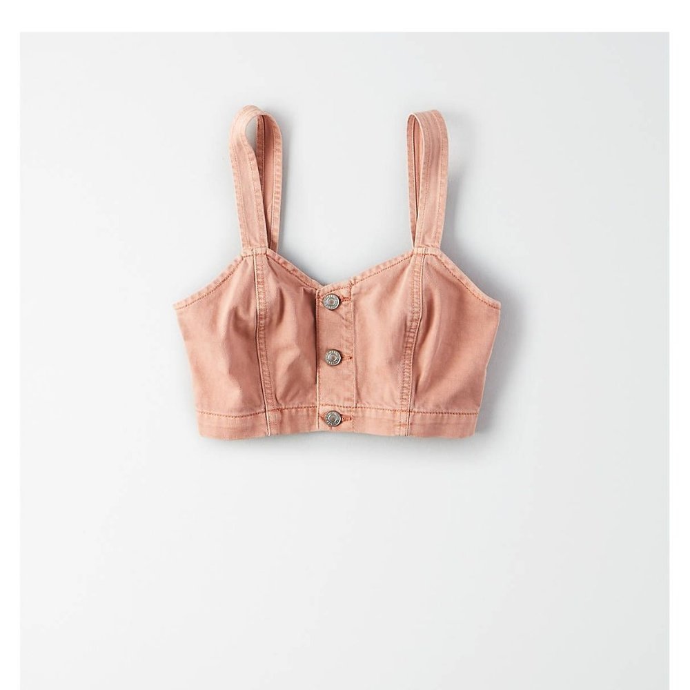 Crop top with buttons and tie strings